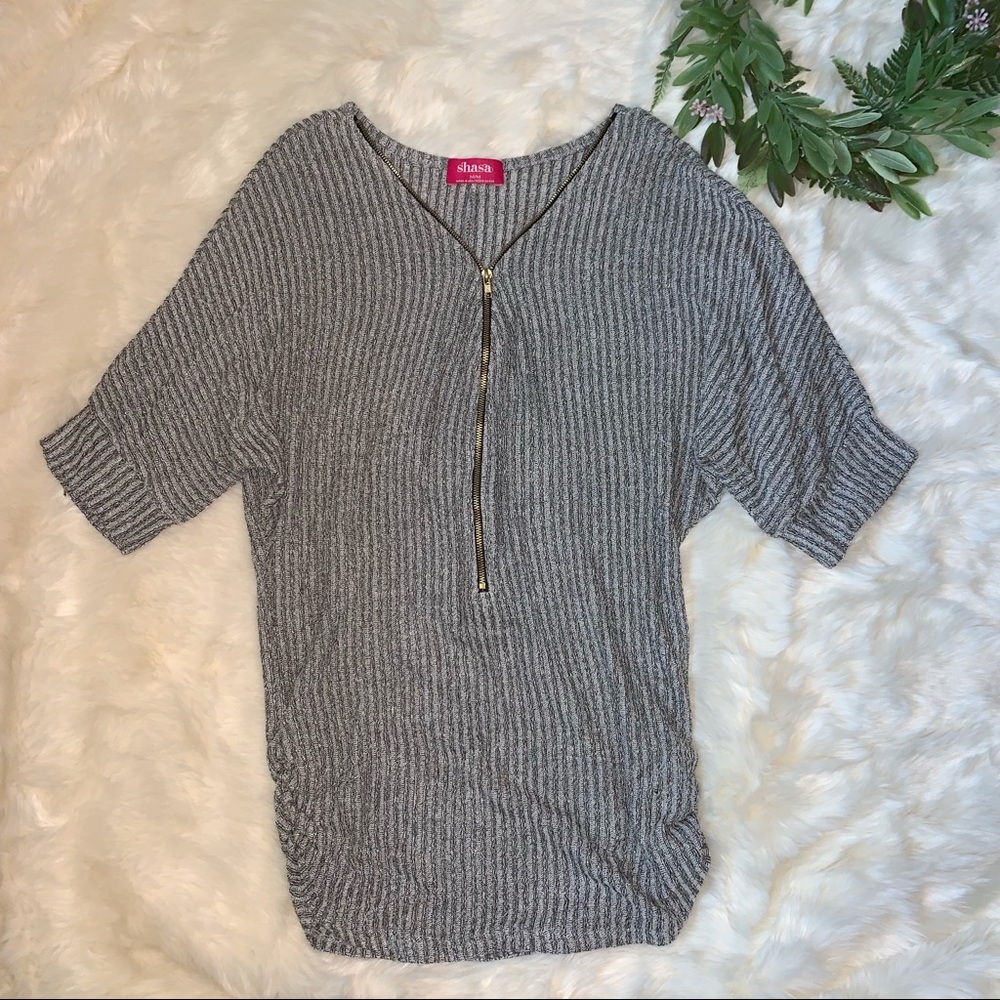 Shasa | Lightweight Sweater w/ Gold Zipper